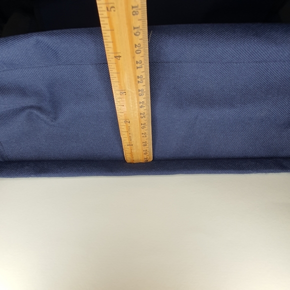 United Colors Of Benetton Messenger Bag (Unisex) Like New - Picture 13 of 16